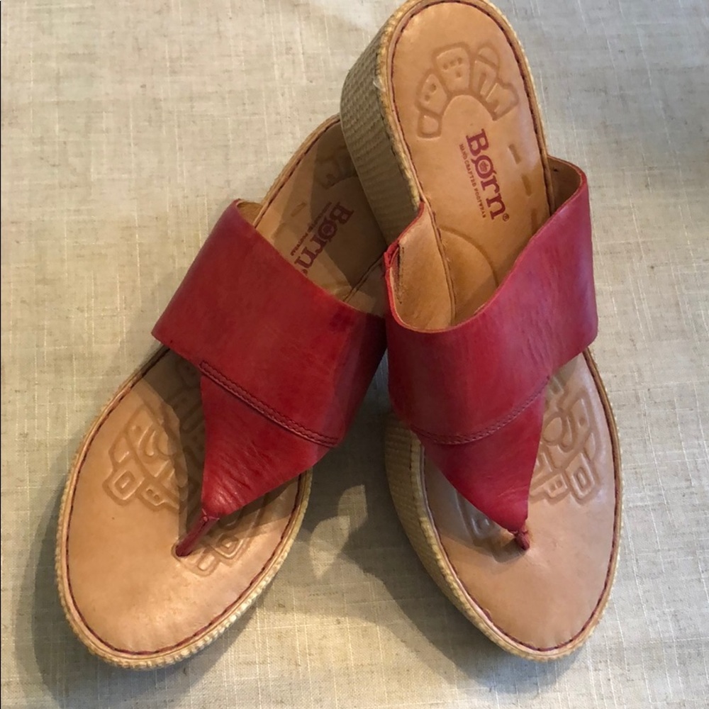 Born wedge sandal size 10